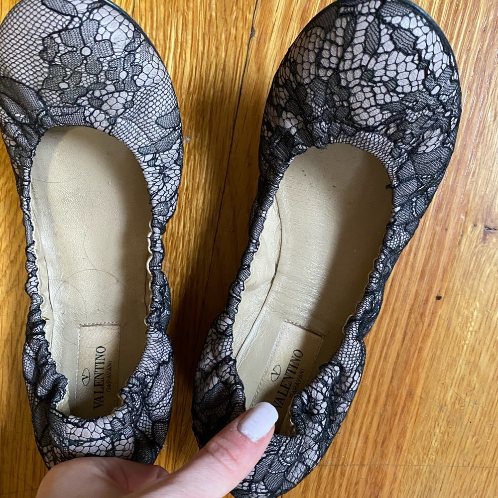 Valentino flats